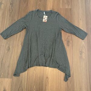 NWT Emerald women’s Gray Women's tunic 3/4 sleeve Top size XL 1X